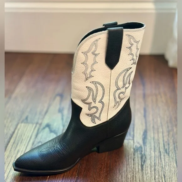 Nine West Yodown Black and Cream Western Embroidered Mid-Calf Booties- Size 8 - Picture 6 of 9